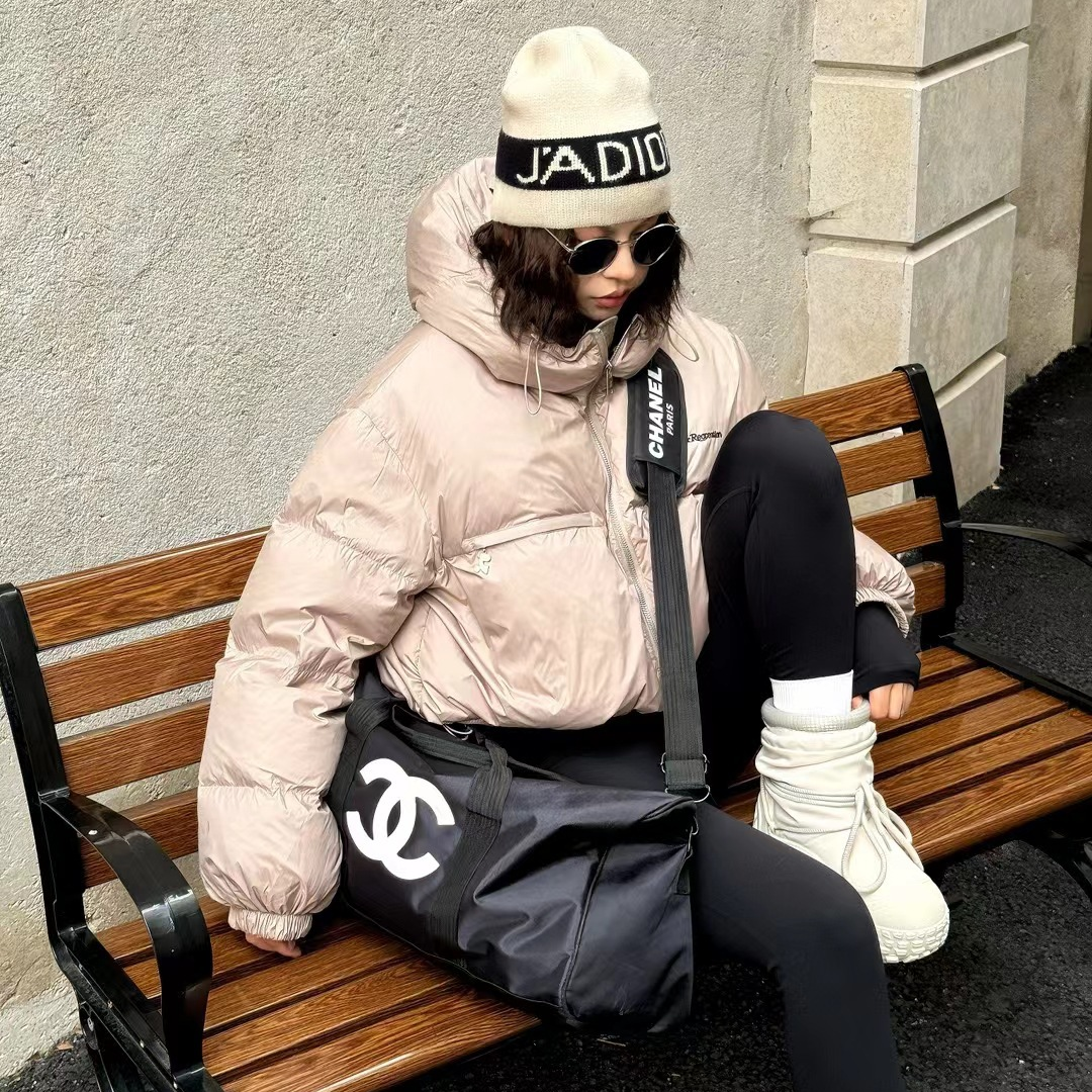 연한 갈색