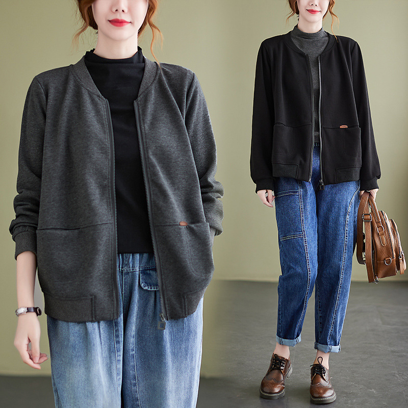 Real shot of a large size loose-fitting artistic long-sleeve short jacket, new autumn style, solid color, baseball collar, versatile casual top Real shot of a large size loose-fitting artistic long-sleeve short jacket, new autumn style, solid color, baseball collar, versatile casual top