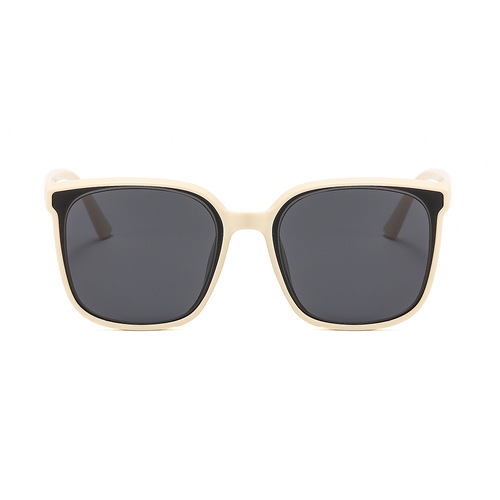 Prescription sunglasses for men's driving can be paired with X1 polarized sun glasses for women with degrees