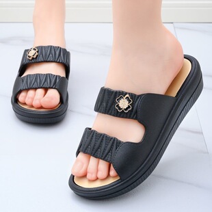 ��ЬŮ�⴩������ߕr�оӼ�ܛ�׷��������n���¸��������~�ݛ�Ь