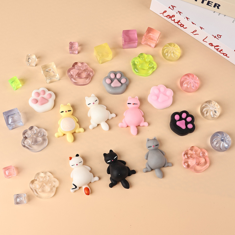 Animal Squishy Toy - Novel and Creative Small Gift - Stress Relief Cat Paw Crystal Cube Ventilation Toy Animal Squishy Toy - Novel and Creative Small Gift - Stress Relief Cat Paw Crystal Cube Ventilation Toy