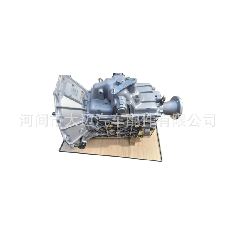 Huanjiang 650Azq06 Gearbox Is Compatible with Sinotruk Howo Commander Light Truck and Sinotruk Man Mc04 Mc05 Original Models