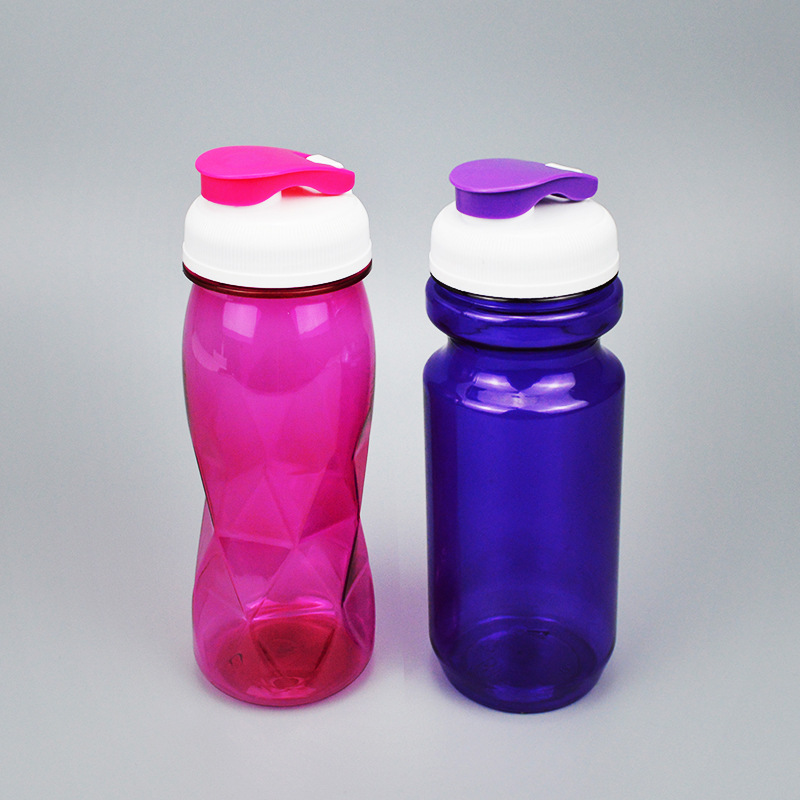 厂家直供 PET运动水杯 500ml翻盖冷水杯时尚果汁