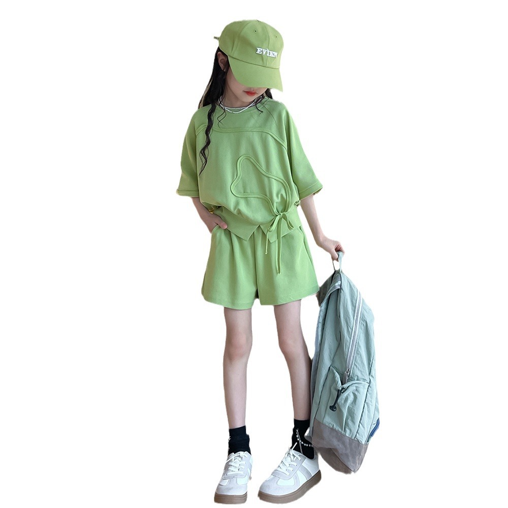 Traje para niñas 2024 nuevo estilo verano estilo occidental moda para niños pantalones cortos de manga corta traje de dos piezas de verano casual para niños grandes