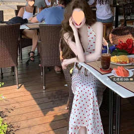法式甜美挂脖爱心波点连衣裙女+开衫两件套2025新款