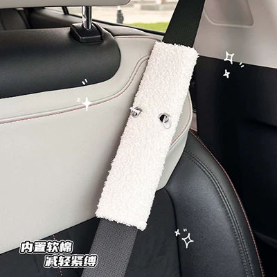 Seat belt shoulder pad: Kidsren's Car Seat Belt Protective