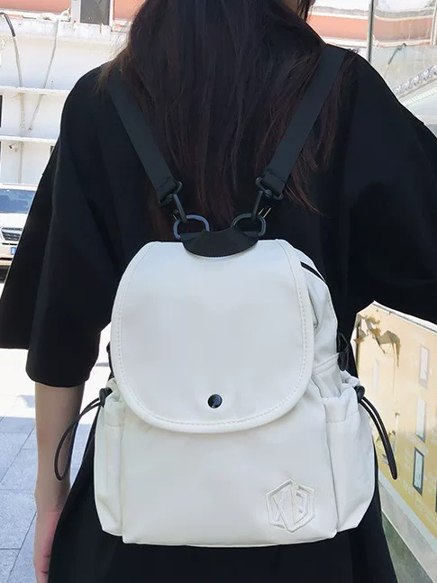 Small backpack, shoulder bag, travel bag for leisure, small bag, school bag, simple and elegant design