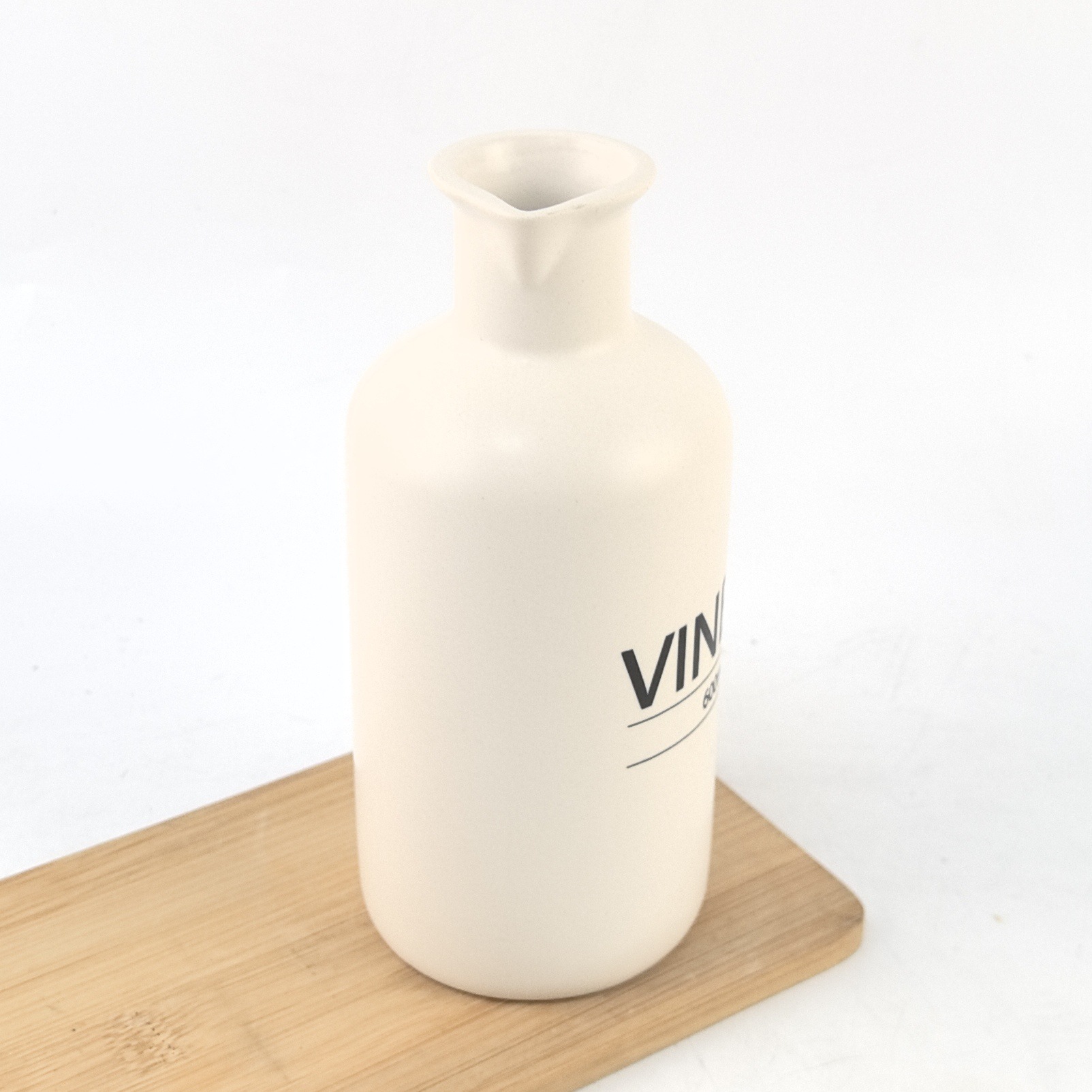 2024 nuevo estilo moderno minimalista cocina casera cerámica botella de aceite olla de aceite salsa de soja vinagre condimento sub-embotellado logotipo personalizado