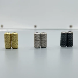 鞋带;鞋扣;钮扣