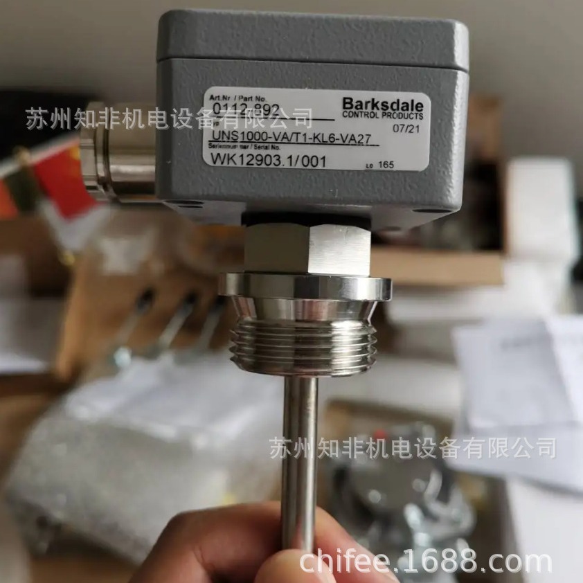 德国BARKSDALE巴士德GK03L液位开关XT-R12/UNS1000液位计BNA-S22