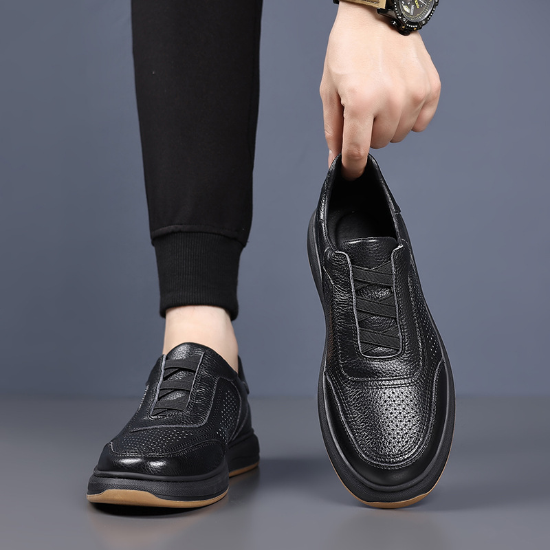 Piel de vaca de primera capa 2025 verano nuevo estilo sandalias de hombre cuero casual perforado hueco transpirable zapatos de cuero para hombre