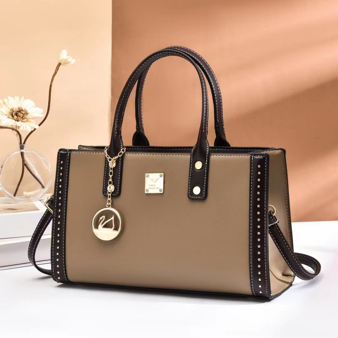 Vintage Style Style Square Shape Women's Pu Leather Solid Color Vintage Style Square Zipper Handbag