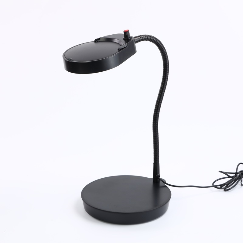 デスクトップ拡大鏡LEDランプ防塵カバー付きPD-4S家庭用老人が携帯電話のメンテナンスを読む|undefined