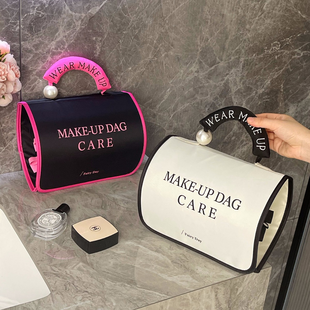 2024 nuevo bolso de lavado de perlas cuatro en uno portátil de gran capacidad alta sensación plegable bolsa de maquillaje para productos de cuidado de la piel de viaje