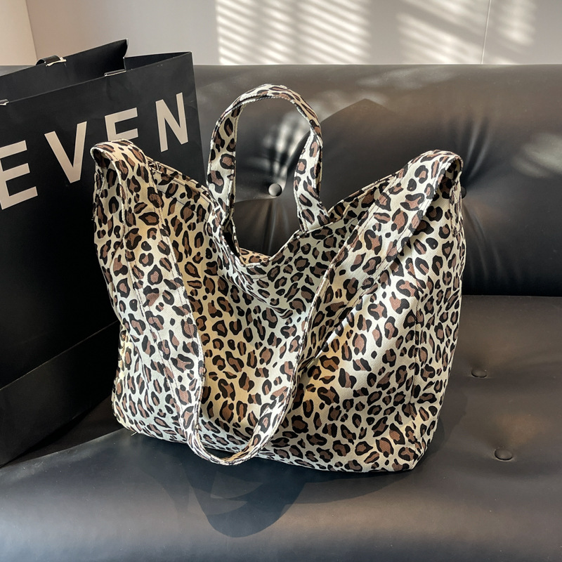 Leopard Print Tote New Autumn Winter Trendy And Unique Color-blocking Large-capacity Shoulder Bag, Fashionable Retro_voghion.com