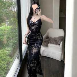 实拍法式收腰显瘦包臀裙领后背交叉性感吊带大摆裙中长款连衣裙