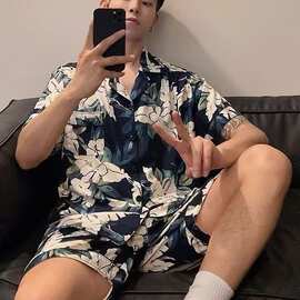 300斤特大码男士睡衣冰丝短袖夏季青年叶子繁花丝绸家居服套装