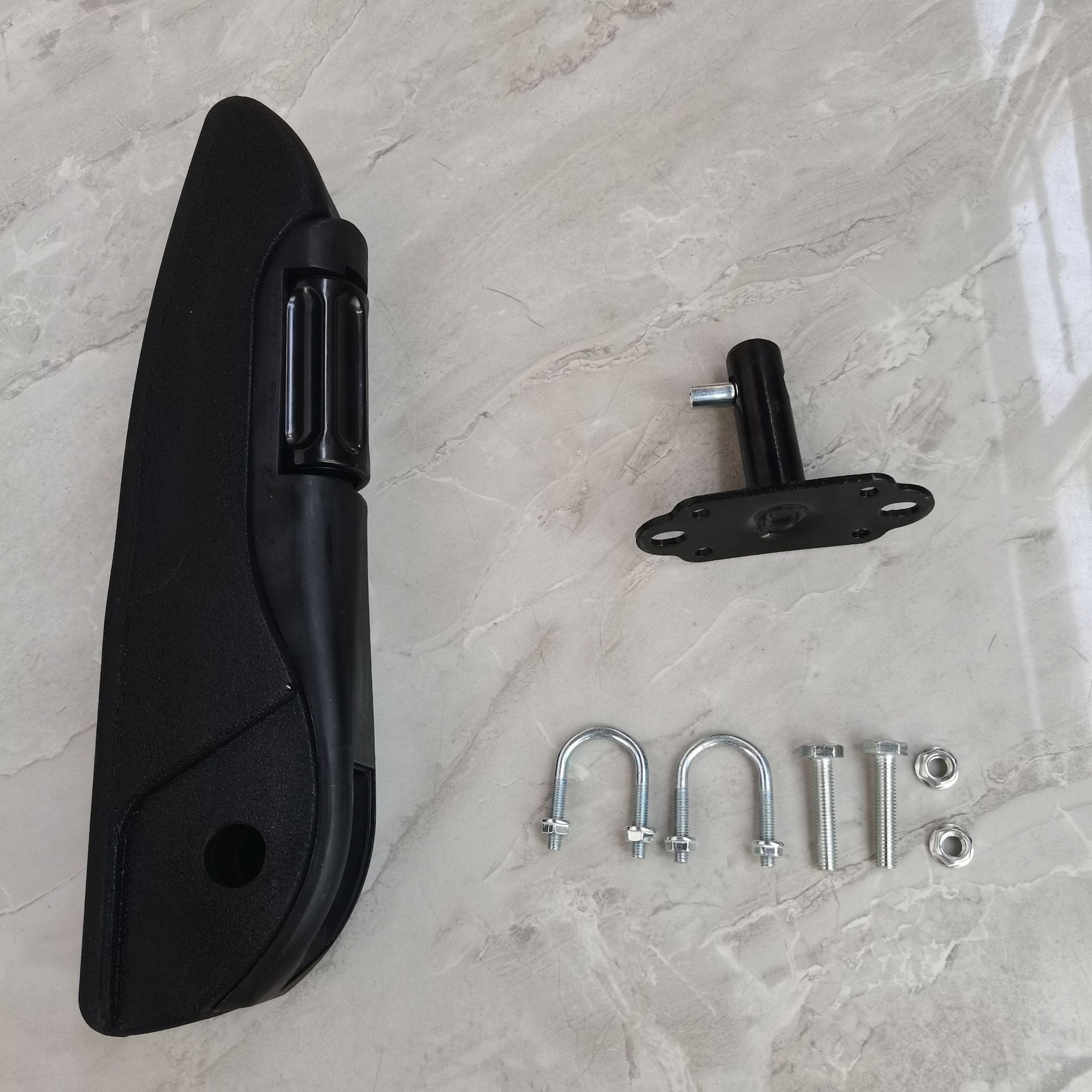 Suitable for all kinds of car seat armrests with seat handles. Ispirin seat Iveco multifunctional modified parts