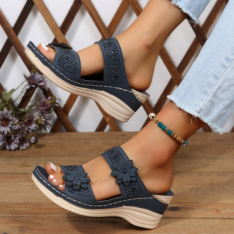 Women's Elegant Solid Color Round Toe Ankle Strap Sandals display picture 11