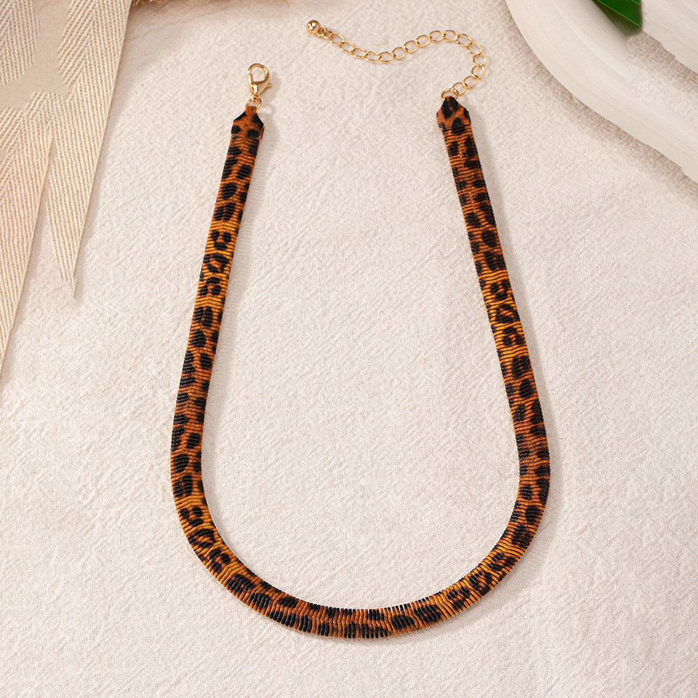 Leopard Pattern Retro Exaggerated Leopard Alloy Snake Chain Choker Wholesale