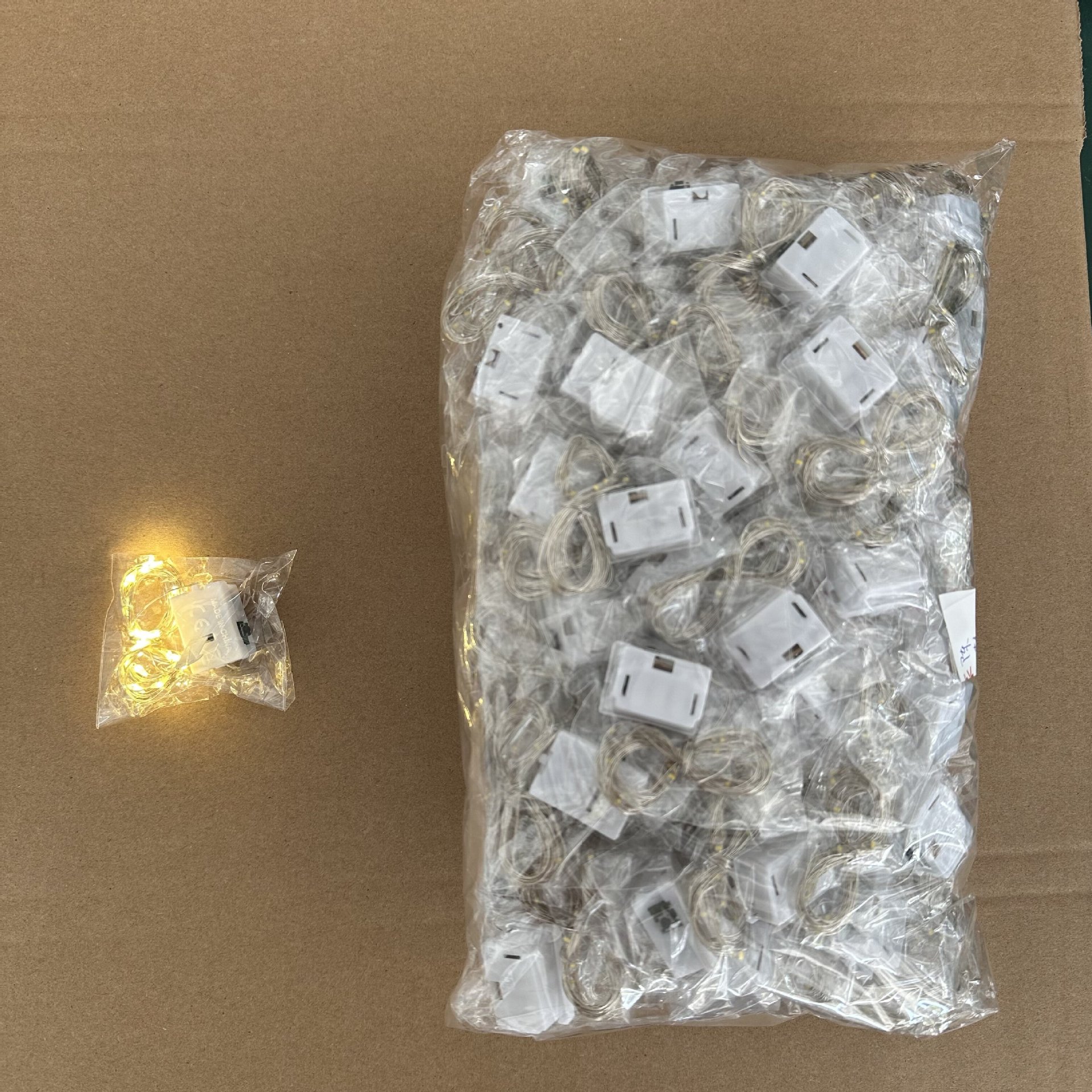 Venta al por mayor cadena de luz LED flor pastel onda bola caja de regalo decoración luz intermitente botón interior alambre de cobre Cadena de luz cielo estrellado