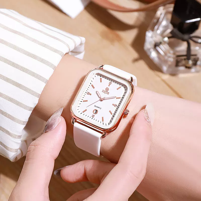 爆款轻奢石英大表盘小众设计法式显白学生党高颜值情人节礼物腕表