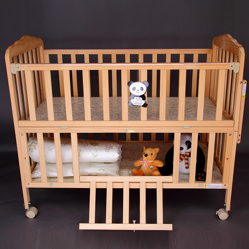 Cradle Bed, Crib, Movable Solid Wood, Can Be Spliced, Lacquered Large Bed, Newborn Baby Bed, Multi-Functional