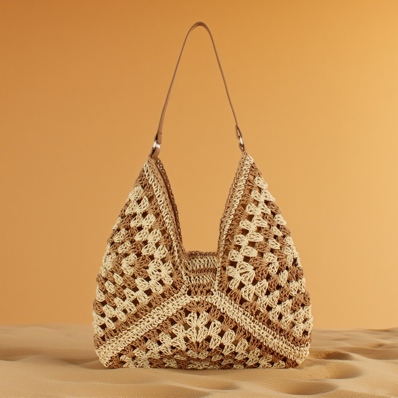 Versatile Hollow Artistic Pastoral Style Single Shoulder Straw Tote Bag for Leisure Travel and Beach, Large Capacity Woven Bag