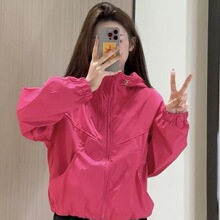 �_�h��Ů���＾�̿������\��С�����¿����A��Ů����