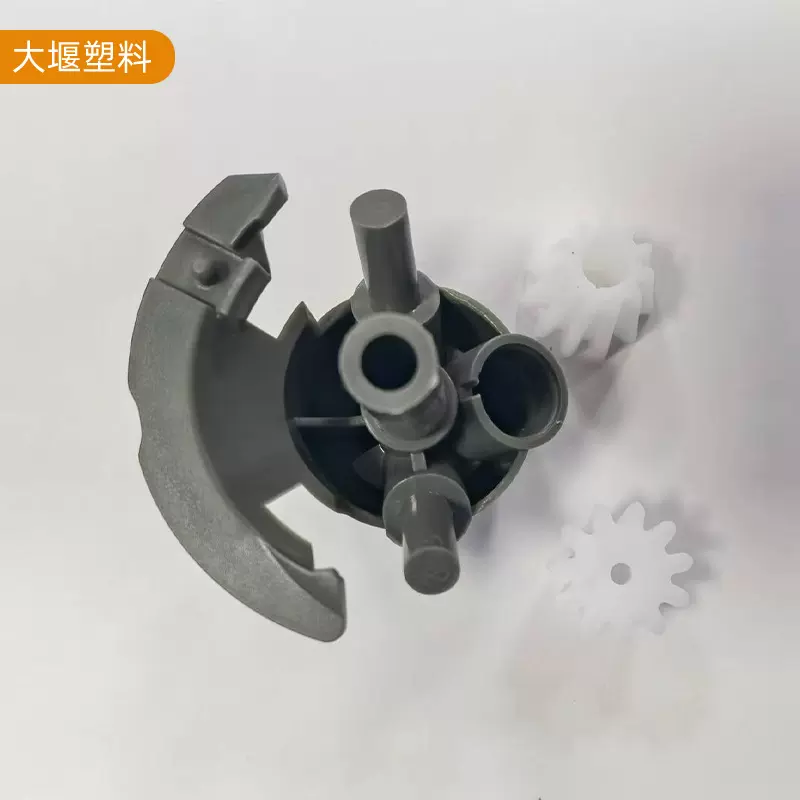 绞肉机齿轮注塑 尼龙POM直齿轮 塑胶斜齿轮齿