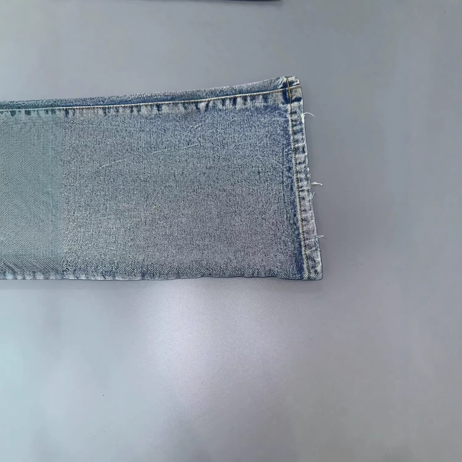 Men's Clothing Ice Blue Washed Flared Jeans Men's Paris Style Lost Videotape Damaged Clean Fit Style For Formal & Casual_mkmklike.com