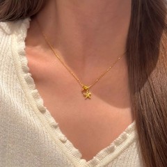金色小海星爆闪碎冰冰吊坠轻奢高级感项链女复古高级感毛衣链配饰