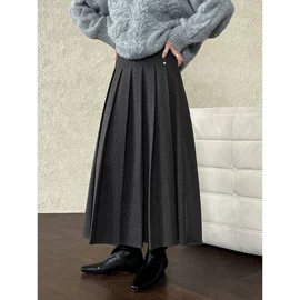 连衣裙;女式衬衫;女式针织衫