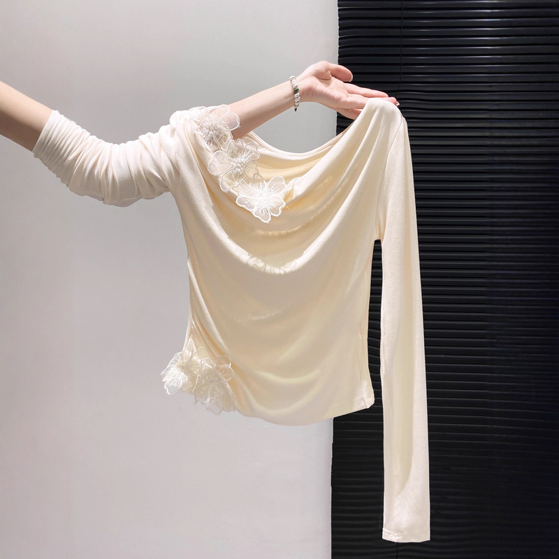 Lace Splicing Stereo Flower Long-Sleeved T-Shirt for Women 2025 Early Autumn New Pleated Waist Short Bottoming Shirt Small Top