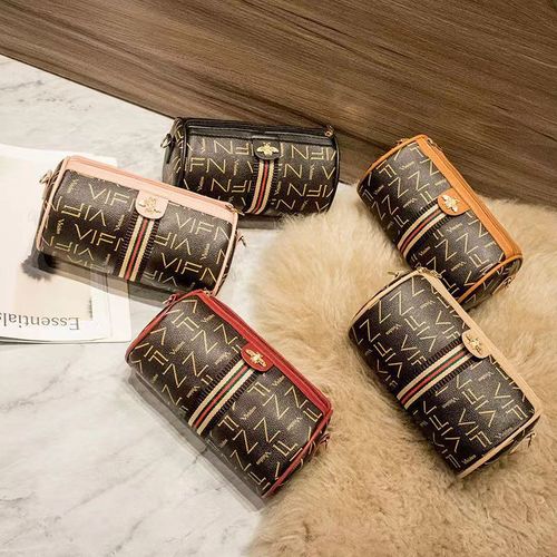 Cylinder Bag, Bee Design Bag 2024 Ladies' Bags, Large-Capacity Crossbody Bag for Women, Lightweight & Luxurious Handbag for Commuting