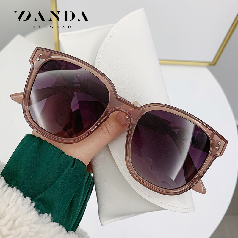 TR7563 en stock nuevas gafas de sol polarizadas de moda de las mujeres marco grande cara redonda gafas de sol TikTok Live sunglasses