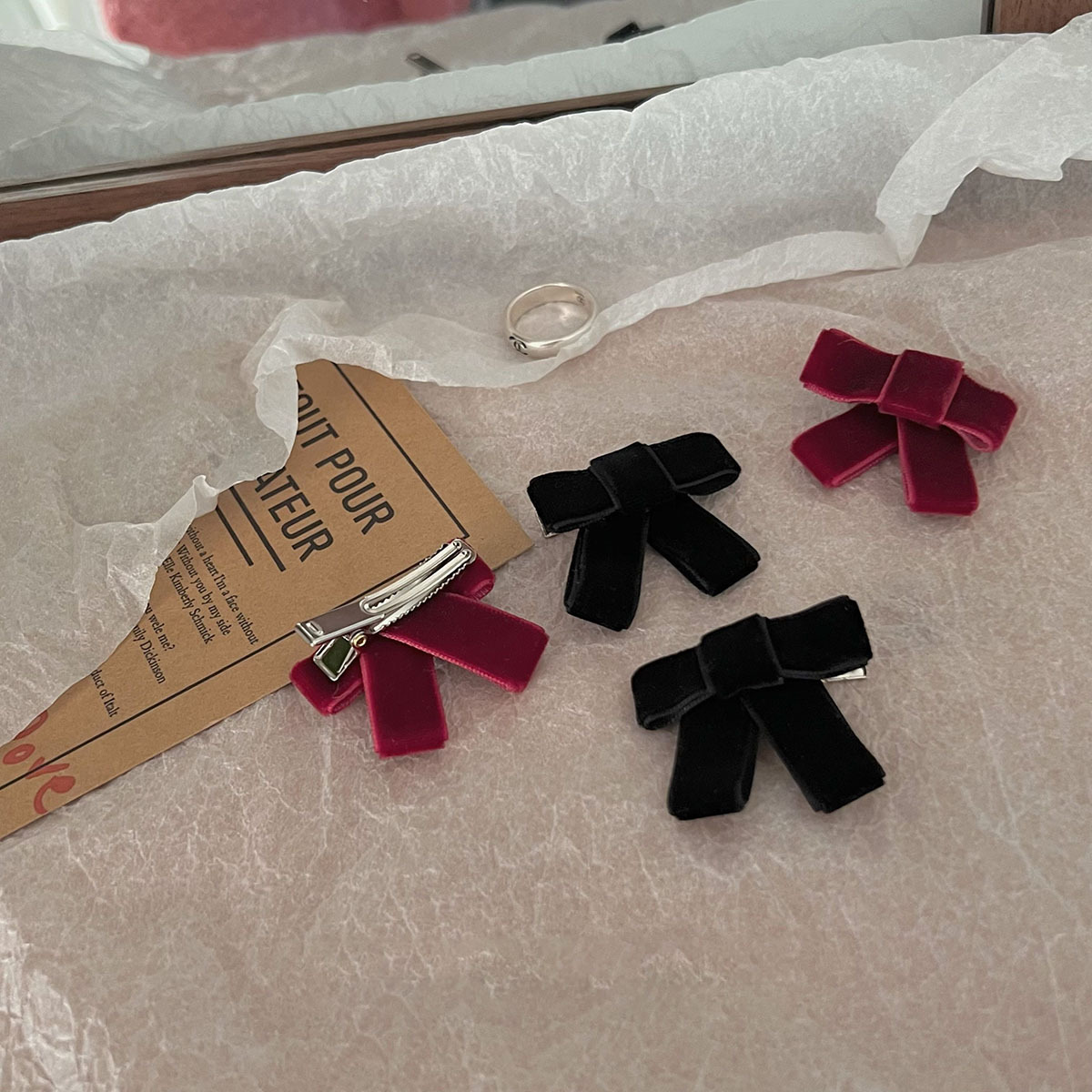Pince à cheveux en velours ouïghour, petite pince pour le front, frange, épingle à cheveux cassée sur le côté, nœud pour l'automne et l'hiver, accessoires pour cheveux haut de gamme pour femmes_voghion.com