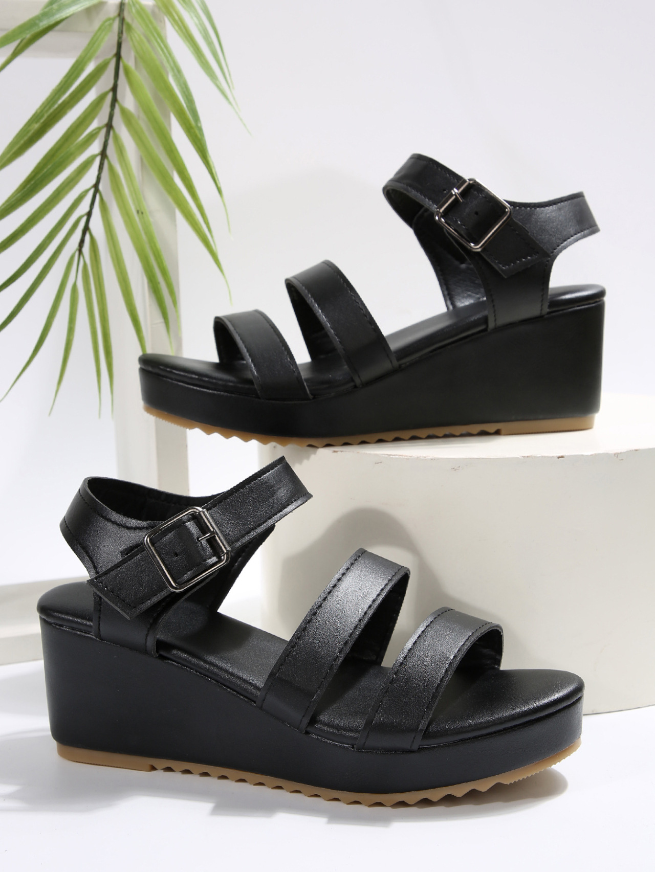 Women's Wedge Sandals Platform Open Toe Buckle Roman Heeled Sandals_voghion.com