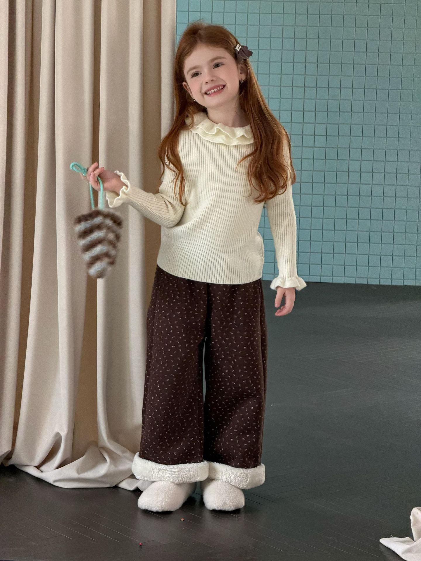 Demi-season base body-friendly knitted soft sweater
