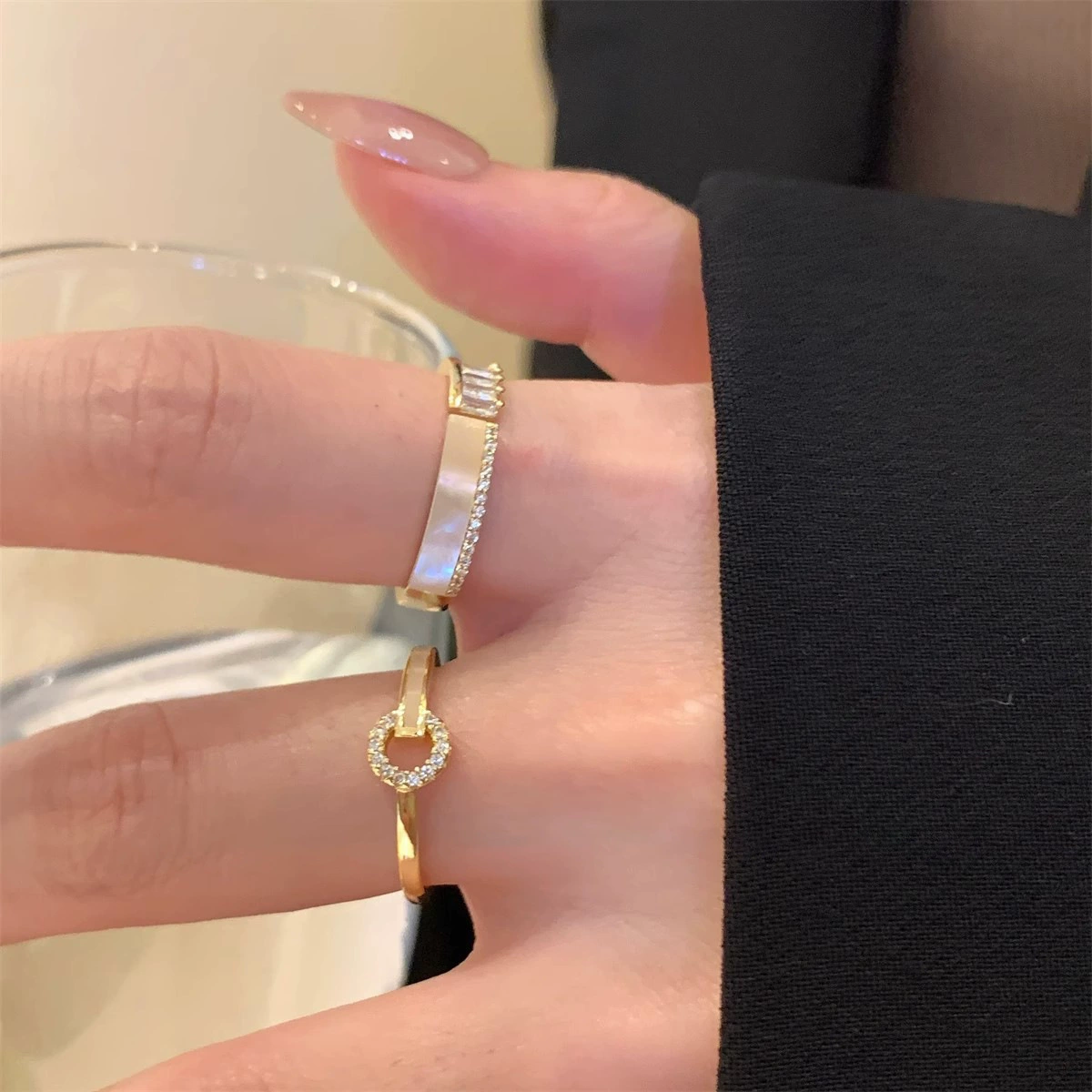 Ring, Retro Small Bow Design, Light-Luxury Silver-Tone Statement, One Size