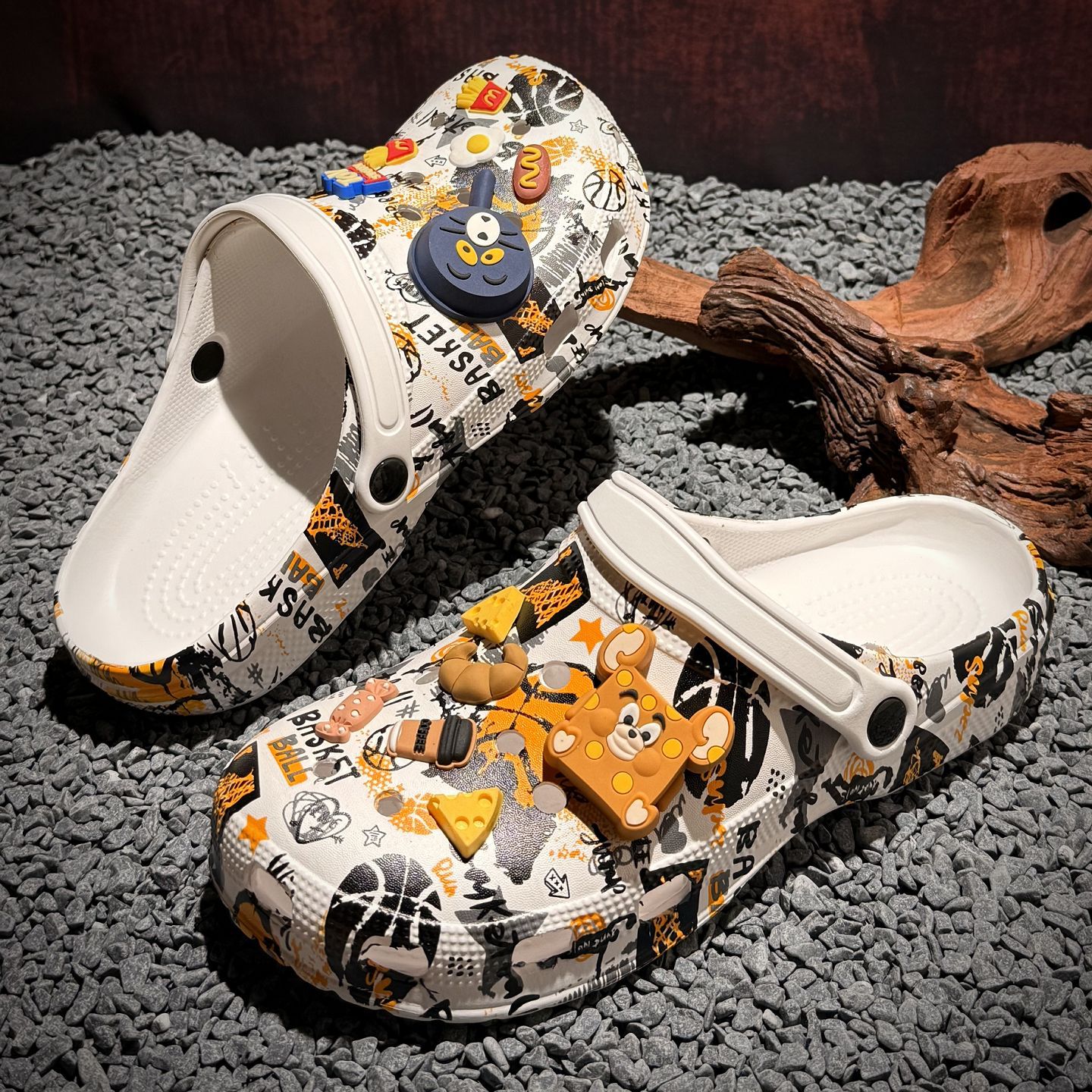 Zapatos de baloncesto transfronterizos 2026 nuevas sandalias de cabeza de bolsillo zapatos de playa para hombres zapatos de baloncesto casuales impresos zapatillas