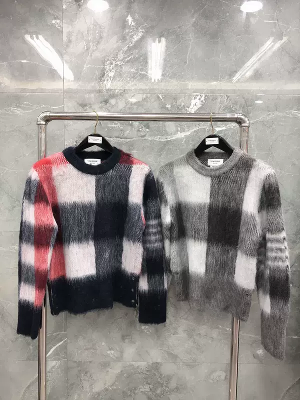 [Factory Store] Вязаный свитер из мохера мужской и женский трехцветный семена точечный жаккард four-bar круглый вырез