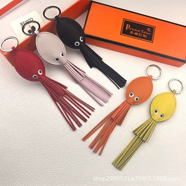 包挂件;眼镜盒/包