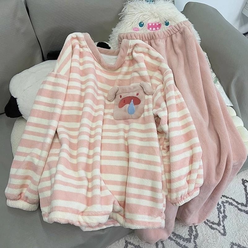 산호 양털 잠옷 여성의 가을과 겨울 기모 두꺼운 학생 실 스타일 기숙사 귀여운 돼지 집 옷