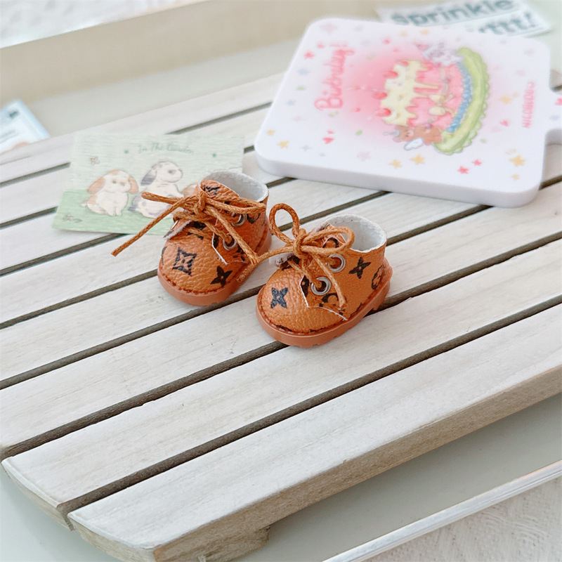 17 センチメートルラブブ labubu ベビー服 10 センチメートル綿人形 3 歳黒、白のキャンバスシューズレースアップ布靴|undefined