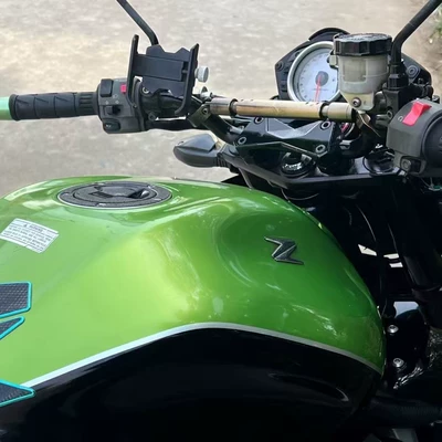 Kawasaki Street Bikes Z750, Motosikletlər