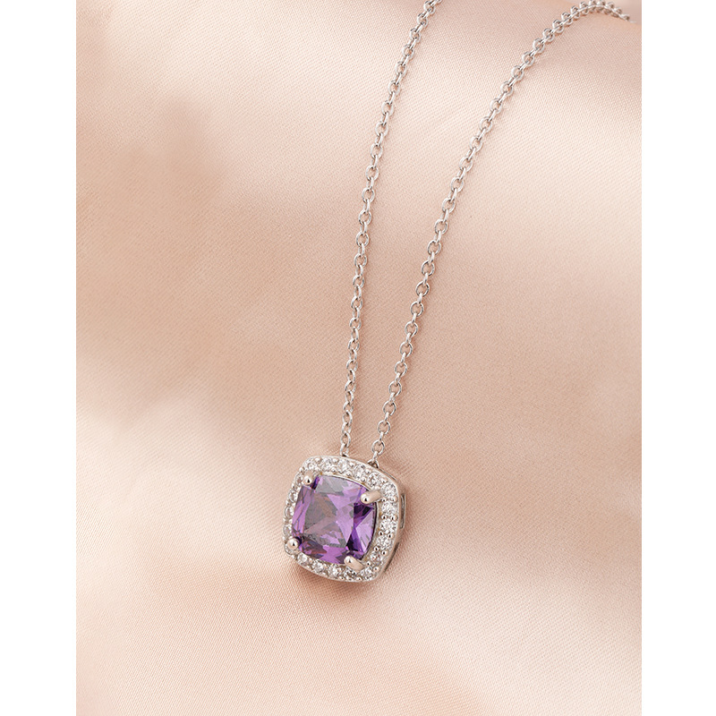 Collar de azúcar de plata de ley 925 Colgante de circón de nicho de lujo ligero femenino 2024 estilo explosivo de alta gama Cadena de clavícula