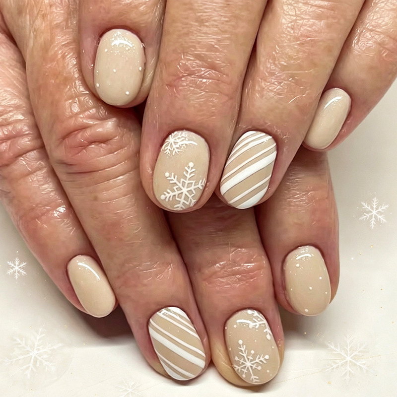 Solid color Christmas nail stickers short bright snowflake wear nail stripe nail stickers 24 fake nail slices wholesale Solid color Christmas nail stickers short bright snowflake wear nail stripe nail stickers 24 fake nail slices wholesale