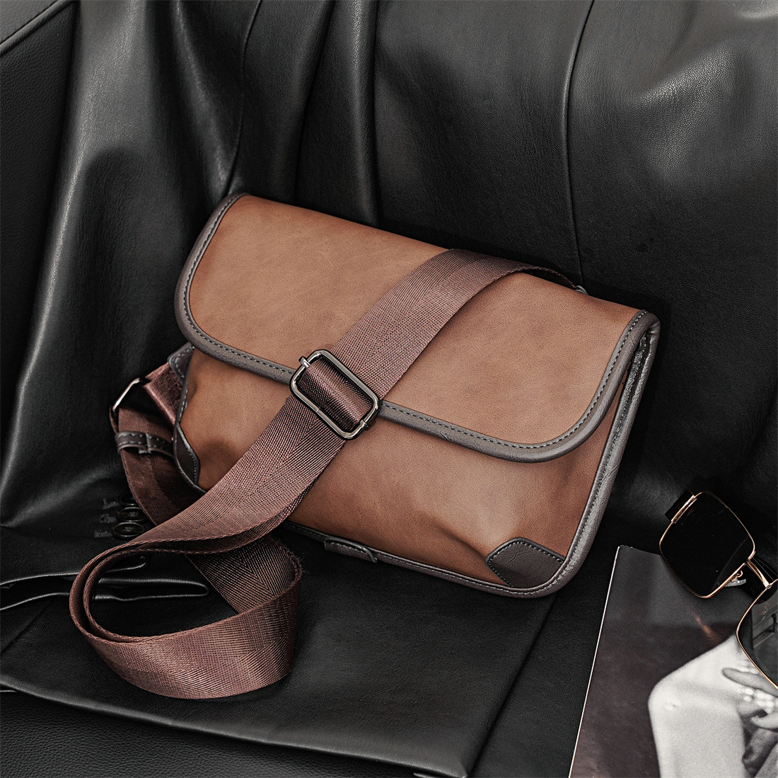 300g Weight Polyester Lining Material Weave Fashion Element Flip Cover Closure Type Sling Strap Strap Type Shoulder Bag Bags Type Casual, Daily, Shopping Occasion Pu Leather Material Plaid, Solid Color Pattern All Seasons Season Men's Gender Classic Style Style Square Shape Men's Plaid Solid Color Pu Leather Weave  Flip Cover Shoulder Bag 无