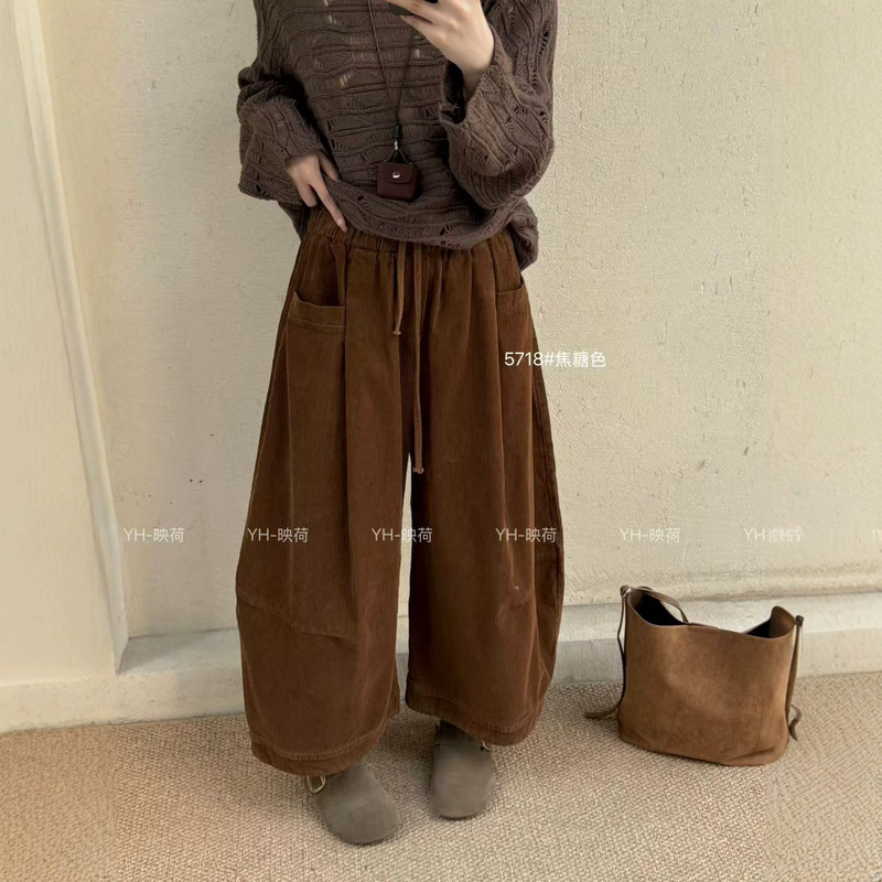 2026 Autumn/Winter Thickened Retro Corduroy Loose Wide-Leg Slimming and Height-Enhancing Cropped Pants with a Relaxed Fit and Balloon Style 2026 Autumn/Winter Thickened Retro Corduroy Loose Wide-Leg Slimming and Height-Enhancing Cropped Pants with a Relaxed Fit and Balloon Style